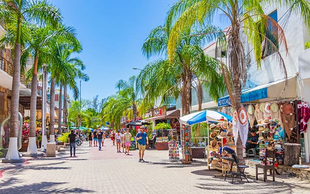 Travel through the Mayan route of the cenotes in Puerto Morelos