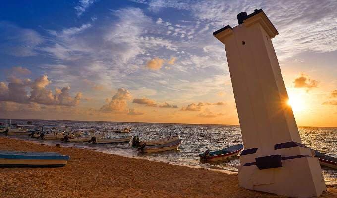 Leaning lighthouse in Puerto Morelos, Mexico