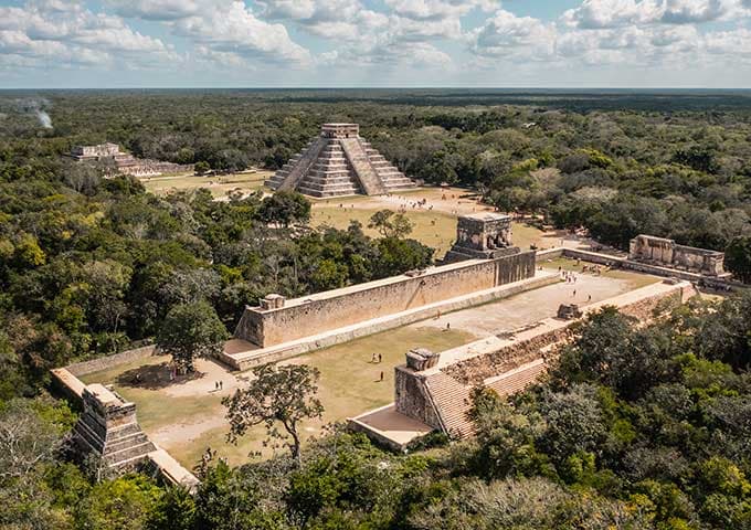 Enjoy the landscapes of the Mayan Riviera